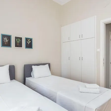 C.4 Red Rose #colony_central_apartment *